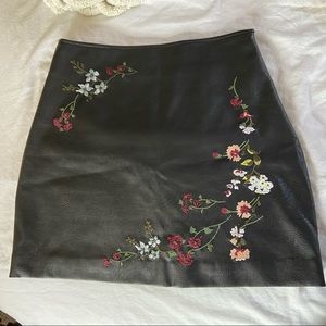 Pleather floral embroidered skirt